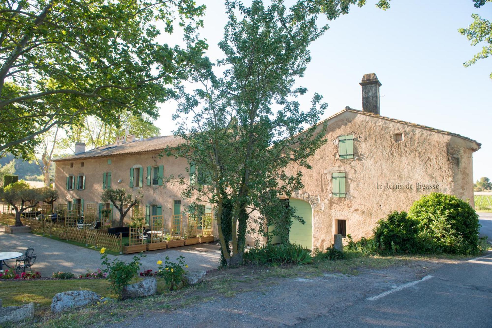 Le Relais De Pigasse Hotel Ouveillan Exterior photo